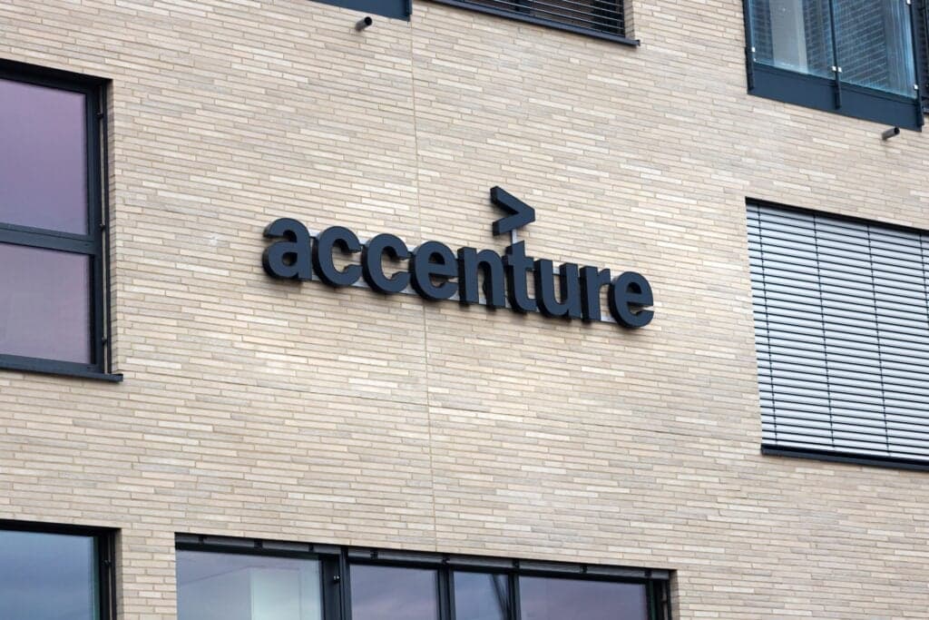 Accenture Stock Is Down 22% This Year Heading Into Earnings—Can AI Growth And New Guidance Calm Investor Fears?