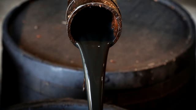 Brazil labor court orders 80% of Petrobras workforce to stay in place