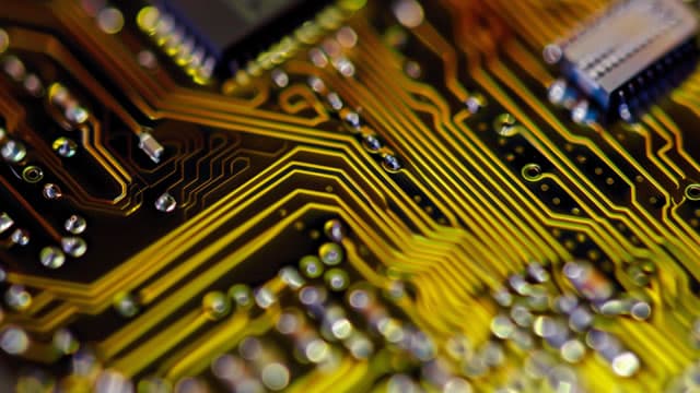 Broadcom: Aggressive Revisions Justify Strong Buy Upgrade