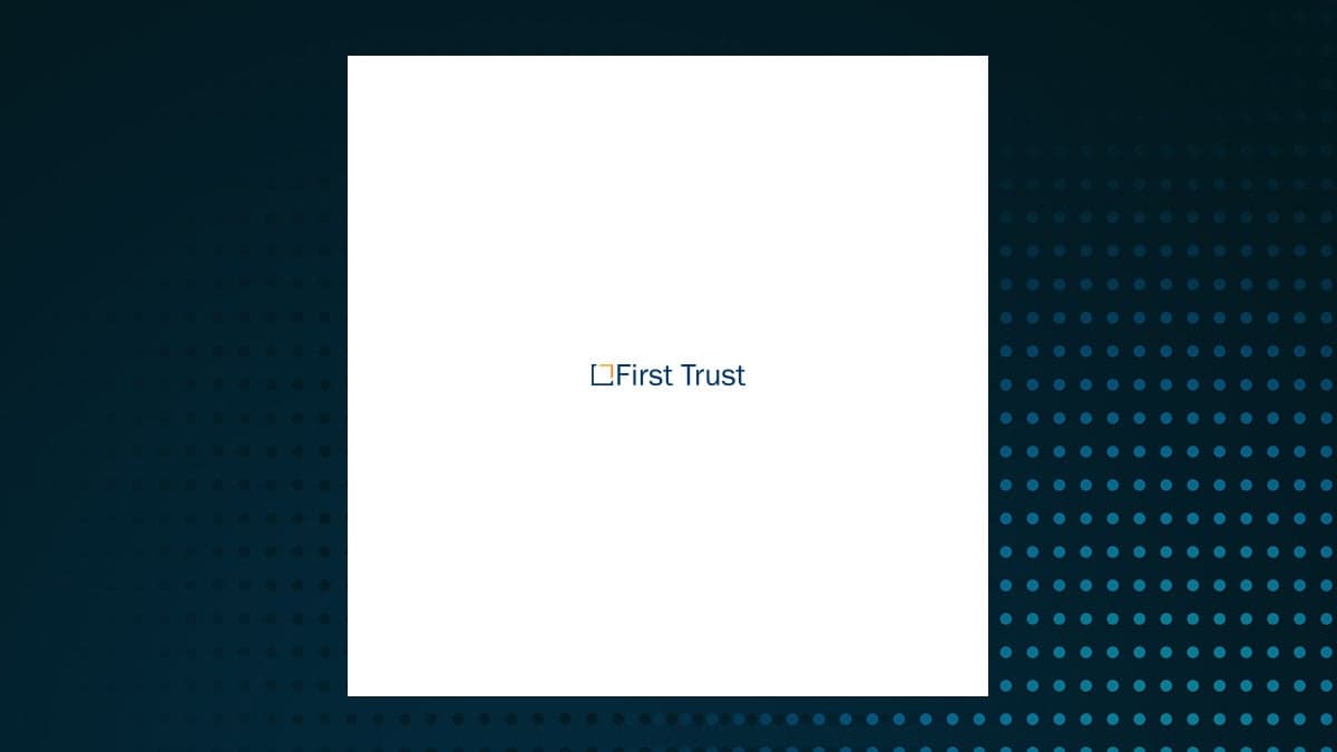 Canandaigua National Bank & Trust Co. Decreases Stock Position in iShares 20+ Year Treasury Bond ETF $TLT