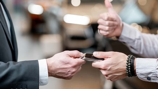 Final Trades: FTAI Aviation, NextEra Energy, Steel Dynamics and the IGV