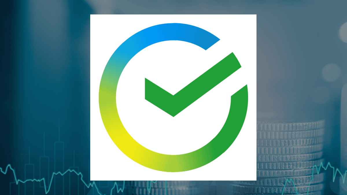 Head to Head Comparison: Sberbank of Russia (OTCMKTS:SBRCY) vs. Live Oak Bancshares (NASDAQ:LOB)