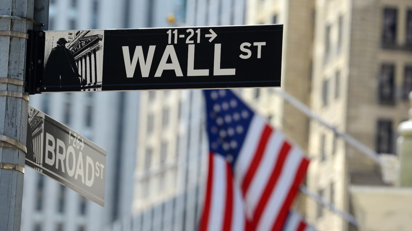 Here Are Wednesday’s Top Wall Street Analyst Research Calls: AbbVie, Amazon.com, Biogen, EchoStar, Ferrari, GE Vernova, PepsiCo, Take-Two Interactive, and More