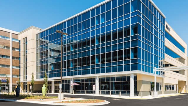 Here's Why Annaly Capital Management (NLY) Fell More Than Broader Market