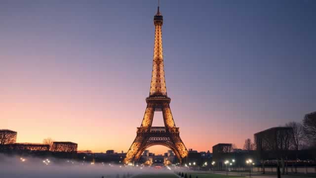 Why French Stocks Are Ignoring the Political Debacle